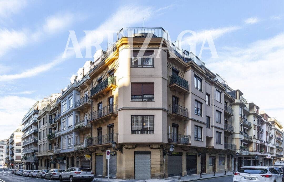 3 sovrum Lägenhet till salu i Donostia-San Sebastian - 475 000 € (Ref: 8619296)