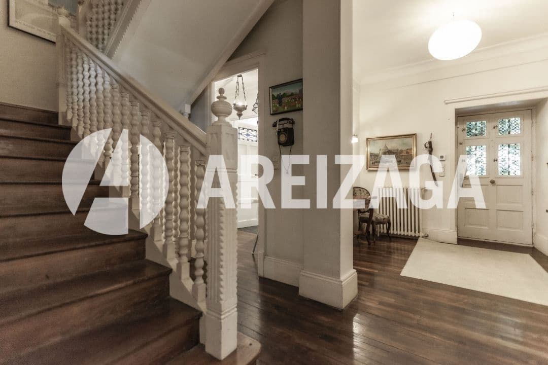 13 soveværelse Villa til salg i Donostia-San Sebastian - € 5.000.000 (Ref: 8811947)