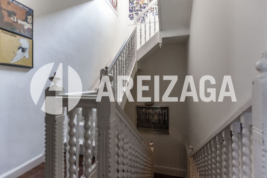 13 soveværelse Villa til salg i Donostia-San Sebastian - € 5.000.000 (Ref: 8811947)