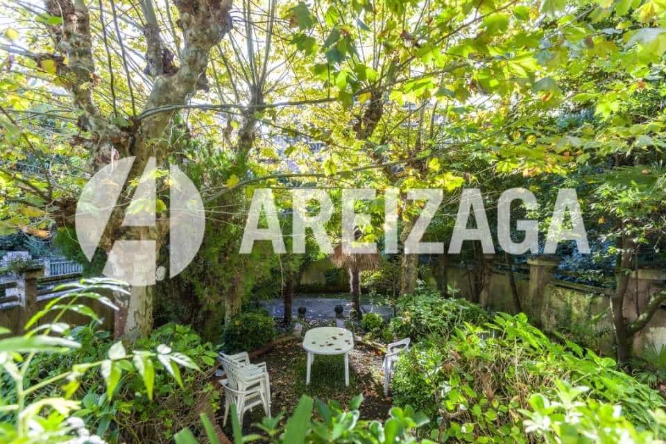 13 soveværelse Villa til salg i Donostia-San Sebastian - € 5.000.000 (Ref: 8811947)