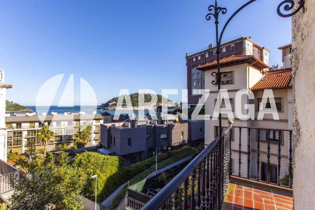13 soveværelse Villa til salg i Donostia-San Sebastian - € 5.000.000 (Ref: 8811947)