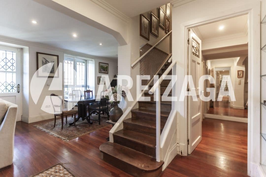 13 soveværelse Villa til salg i Donostia-San Sebastian - € 5.000.000 (Ref: 8811947)