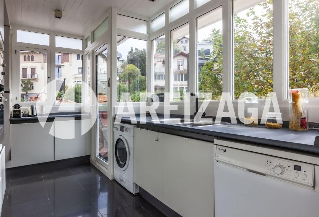 13 soveværelse Villa til salg i Donostia-San Sebastian - € 5.000.000 (Ref: 8811947)