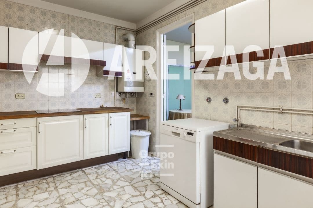 4 soveværelse Lejlighed til salg i Donostia-San Sebastian - € 895.000 (Ref: 8813526)