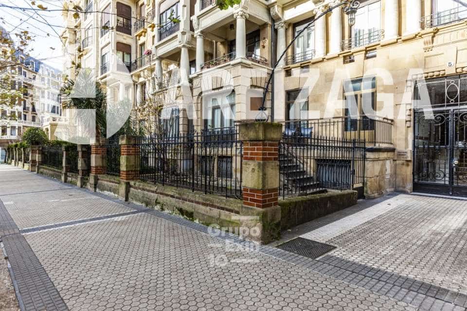 4 soveværelse Lejlighed til salg i Donostia-San Sebastian - € 895.000 (Ref: 8813526)