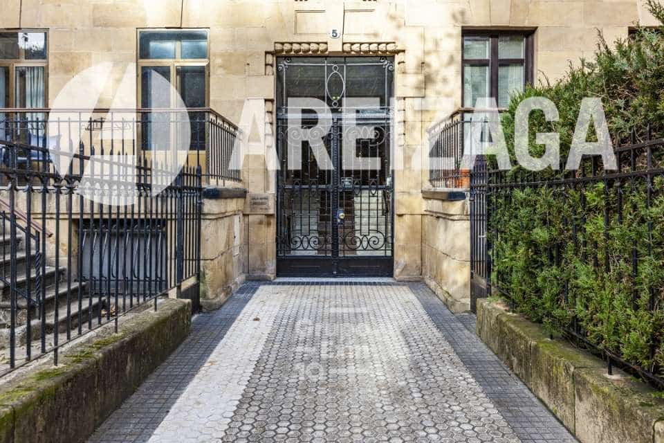 4 soveværelse Lejlighed til salg i Donostia-San Sebastian - € 895.000 (Ref: 8813526)