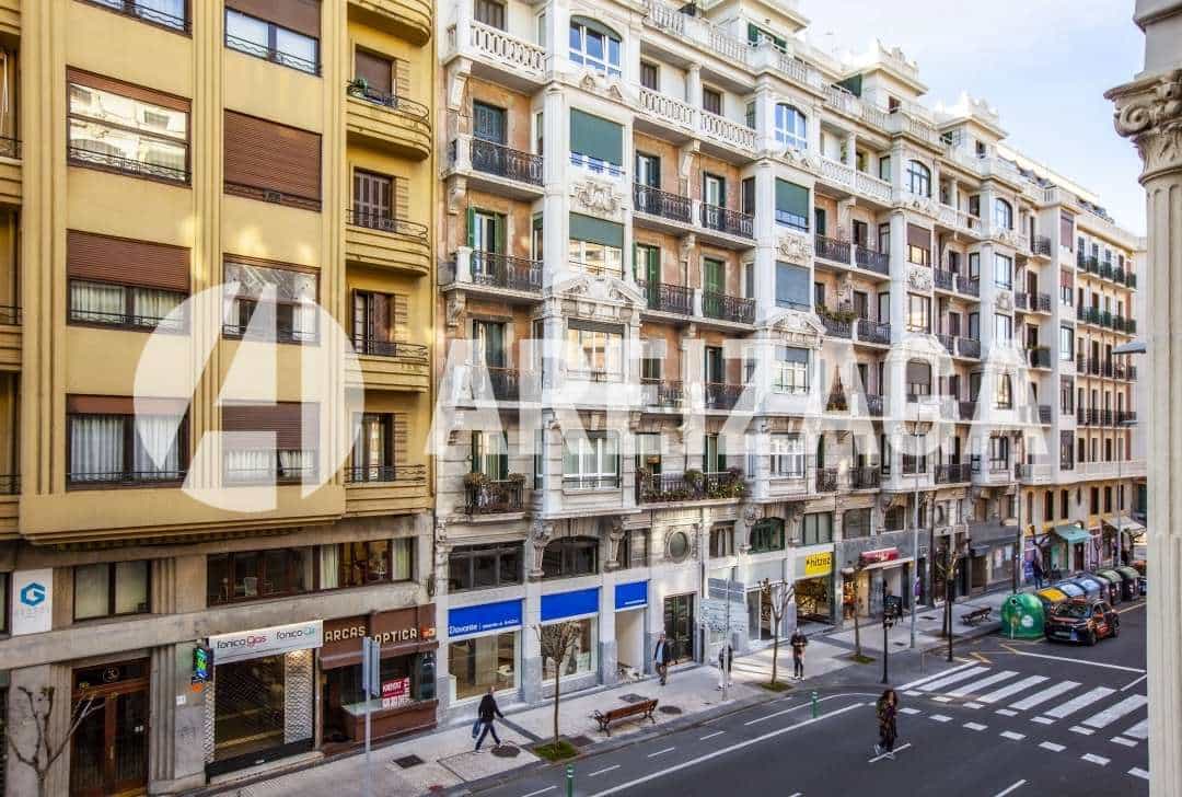 3 soveværelse Lejlighed til salg i Donostia-San Sebastian - € 720.000 (Ref: 8868653)