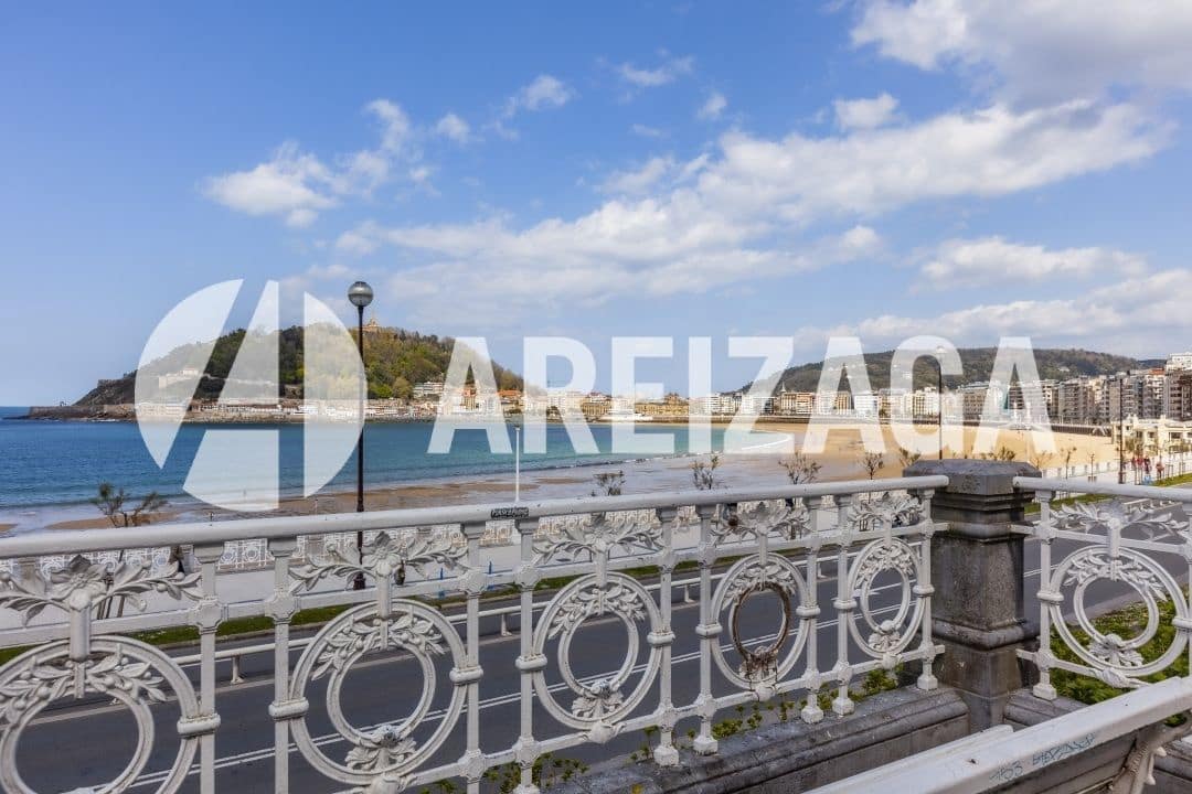 2 soveværelse Lejlighed til salg i Donostia-San Sebastian - € 829.000 (Ref: 8933513)
