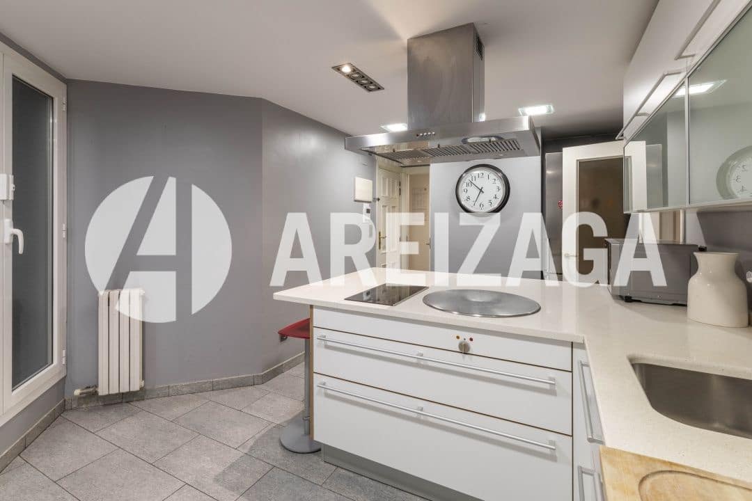 3 soveværelse Lejlighed til salg i Donostia-San Sebastian - € 1.550.000 (Ref: 8969567)