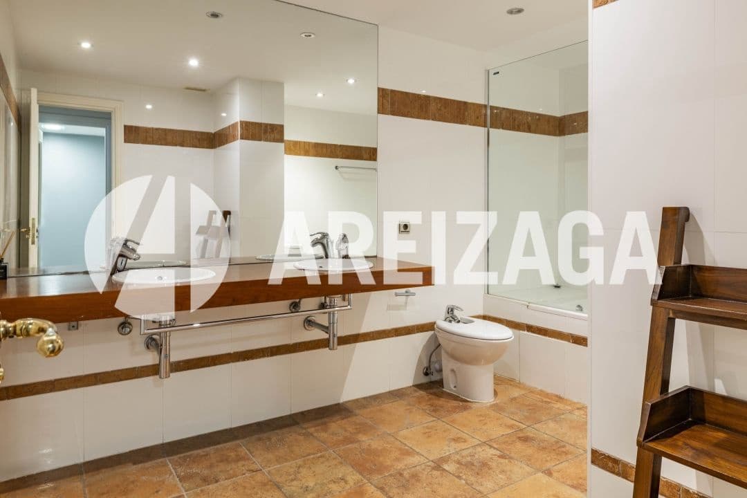 3 soveværelse Lejlighed til salg i Donostia-San Sebastian - € 1.550.000 (Ref: 8969567)