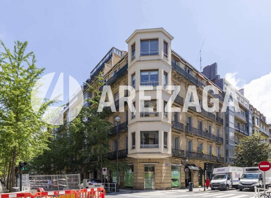 2 soveværelse Lejlighed til salg i Donostia-San Sebastian - € 795.000 (Ref: 9006088)