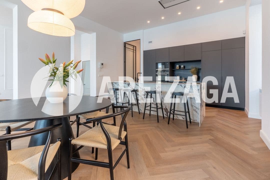 4 soveværelse Lejlighed til salg i Donostia-San Sebastian - € 3.590.000 (Ref: 9009575)