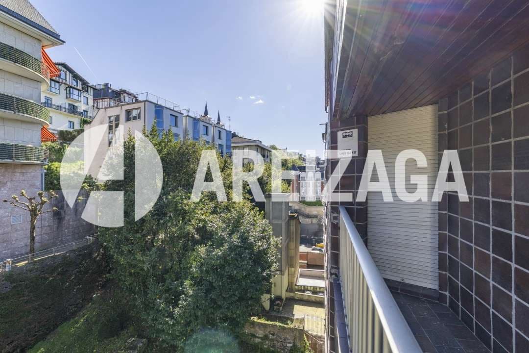 5 soveværelse Lejlighed til salg i Donostia-San Sebastian - € 3.000.000 (Ref: 9028433)