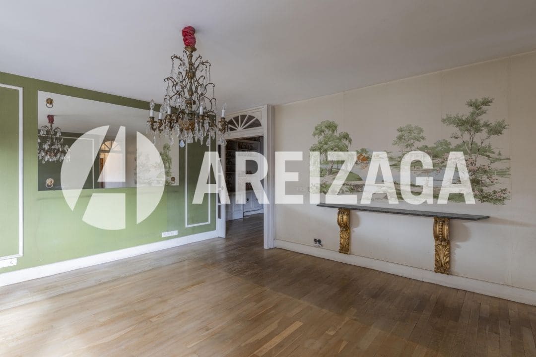 6 soveværelse Lejlighed til salg i Donostia-San Sebastian - € 2.375.000 (Ref: 9035637)