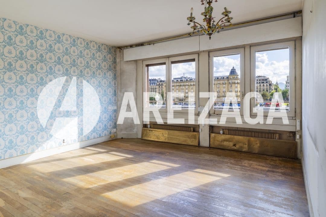 6 soveværelse Lejlighed til salg i Donostia-San Sebastian - € 2.375.000 (Ref: 9035637)