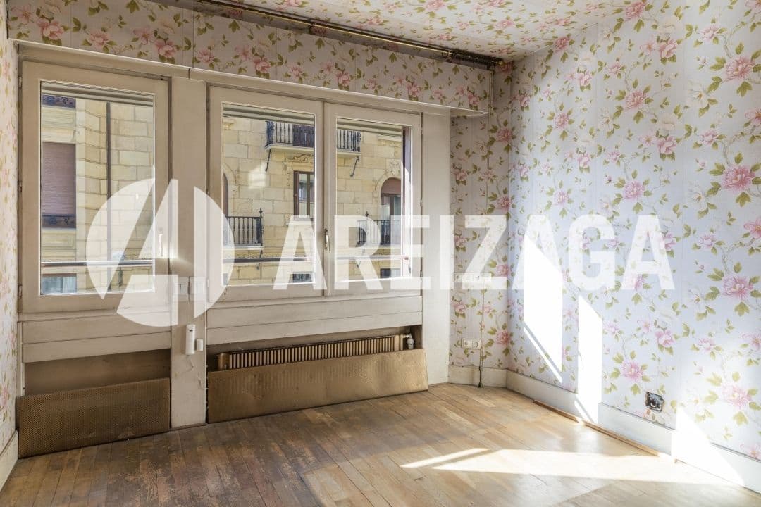 6 soveværelse Lejlighed til salg i Donostia-San Sebastian - € 2.375.000 (Ref: 9035637)