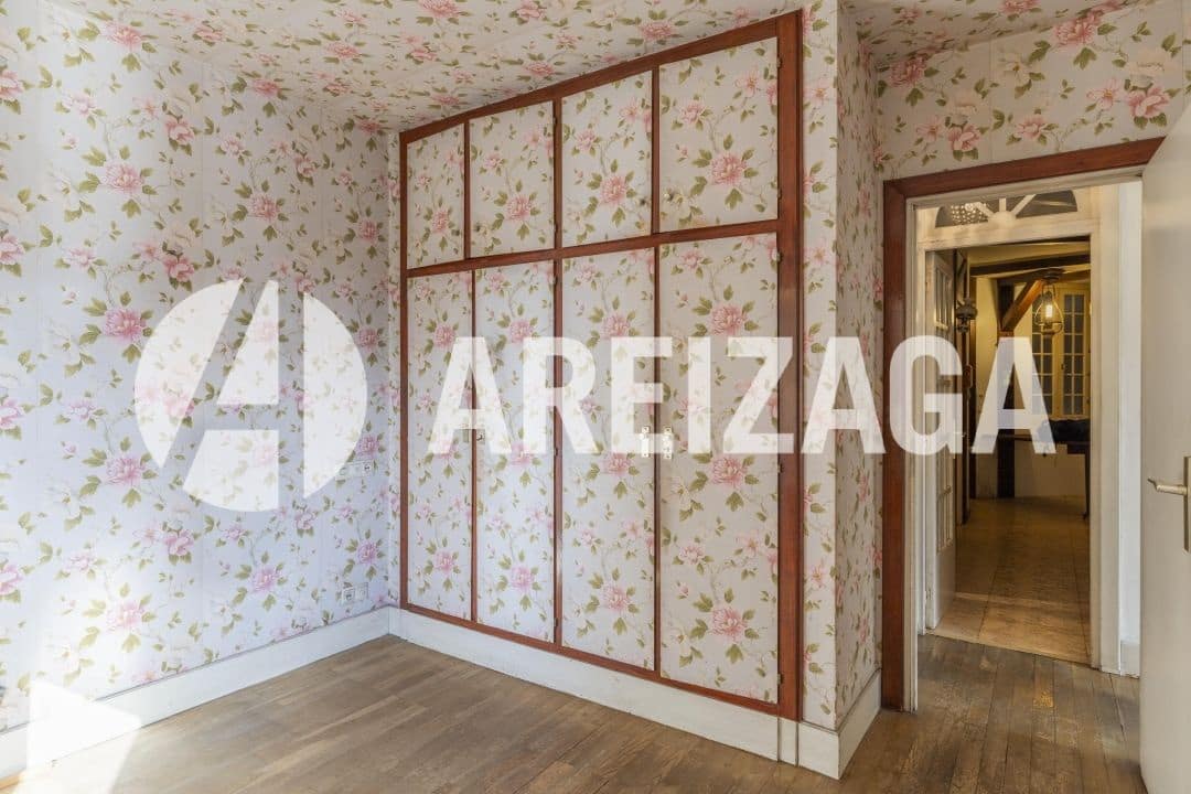 6 soveværelse Lejlighed til salg i Donostia-San Sebastian - € 2.375.000 (Ref: 9035637)