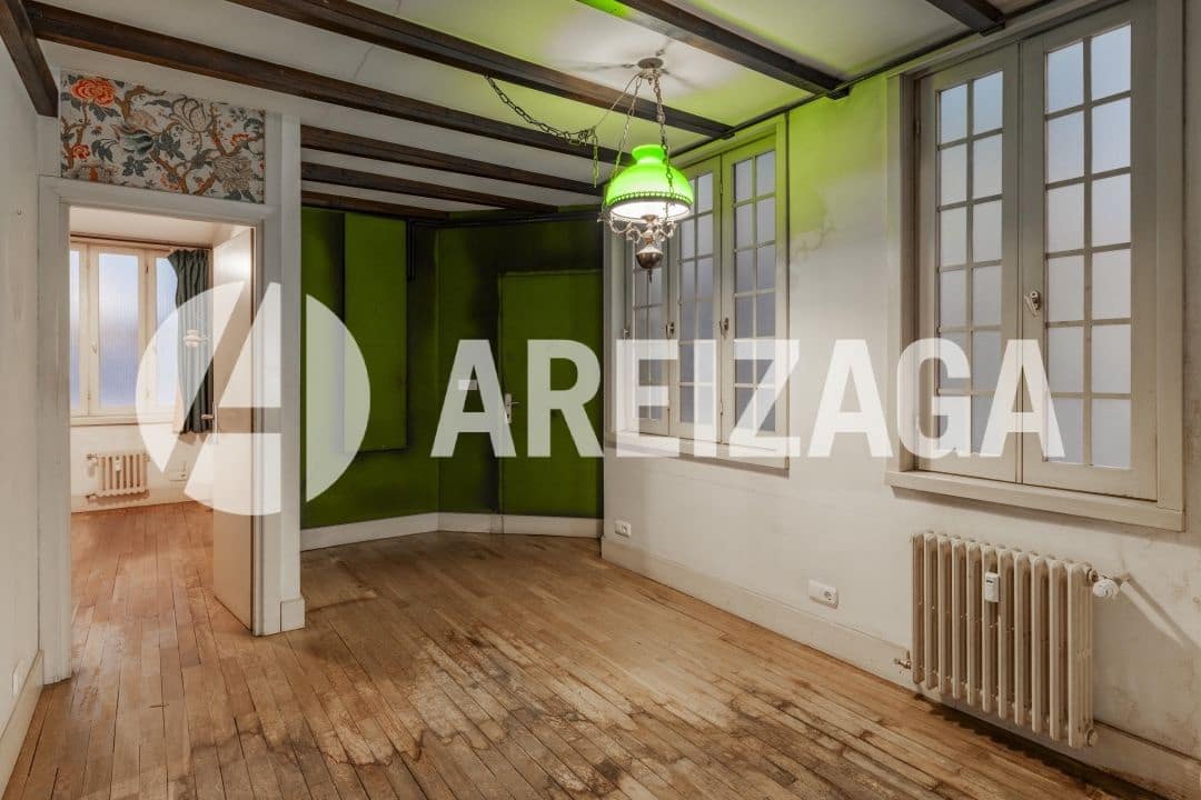 6 soveværelse Lejlighed til salg i Donostia-San Sebastian - € 2.375.000 (Ref: 9035637)