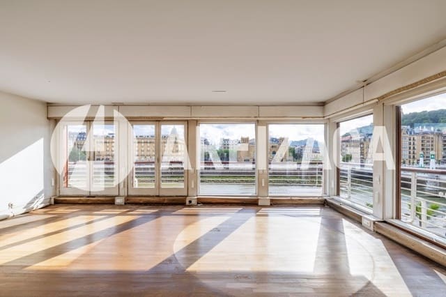 6 soveværelse Lejlighed til salg i Donostia-San Sebastián - € 2.375.000 (Ref: 9035637)