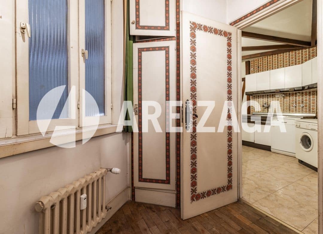 6 soveværelse Lejlighed til salg i Donostia-San Sebastian - € 2.375.000 (Ref: 9035637)