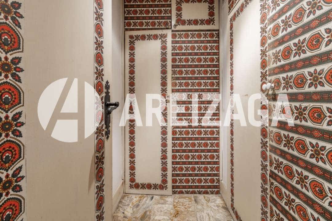 6 soveværelse Lejlighed til salg i Donostia-San Sebastian - € 2.375.000 (Ref: 9035637)