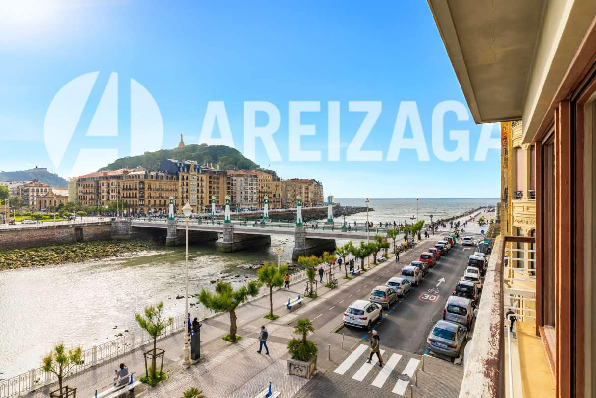 6 soveværelse Lejlighed til salg i Donostia-San Sebastian - € 2.375.000 (Ref: 9035637)