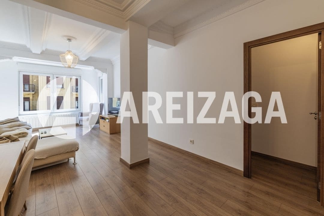 4 soveværelse Lejlighed til salg i Donostia-San Sebastian - € 985.000 (Ref: 9036078)