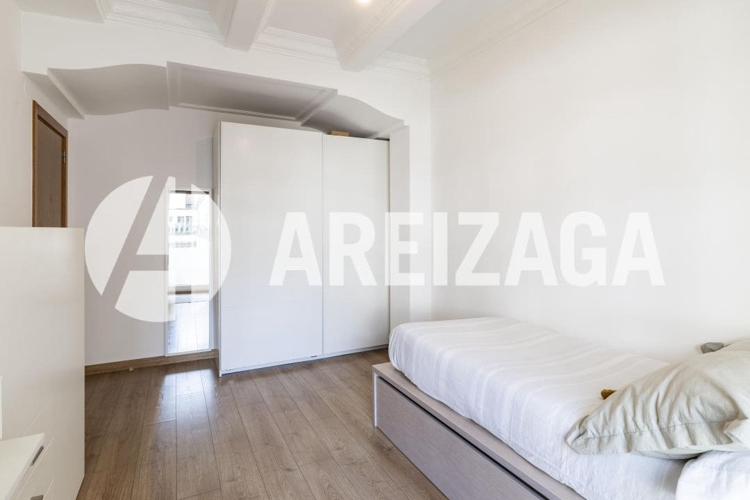 4 soveværelse Lejlighed til salg i Donostia-San Sebastian - € 985.000 (Ref: 9036078)