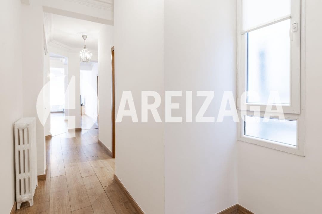 4 soveværelse Lejlighed til salg i Donostia-San Sebastian - € 985.000 (Ref: 9036078)