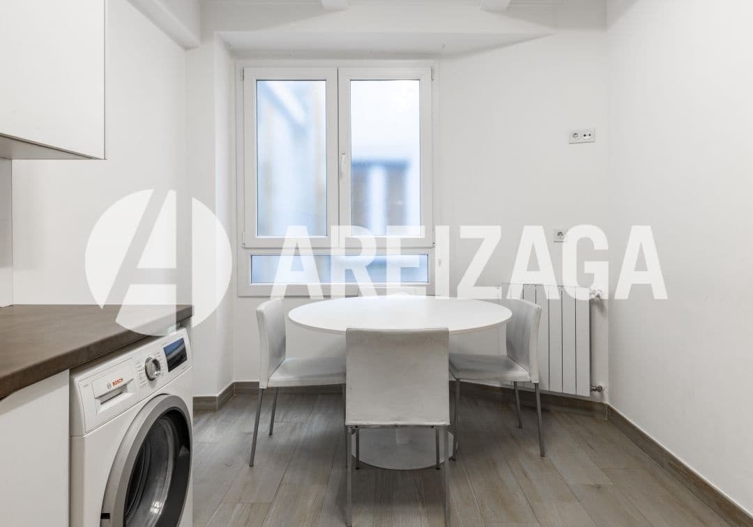 4 soveværelse Lejlighed til salg i Donostia-San Sebastian - € 985.000 (Ref: 9036078)