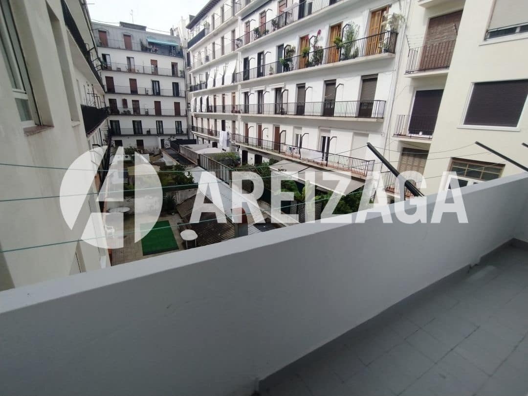 4 soveværelse Lejlighed til salg i Donostia-San Sebastian - € 985.000 (Ref: 9036078)