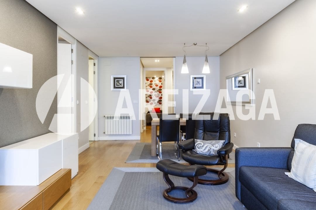 2 soverom Leilighet til salgs i Donostia-San Sebastian - € 890 000 (Ref: 9104104)
