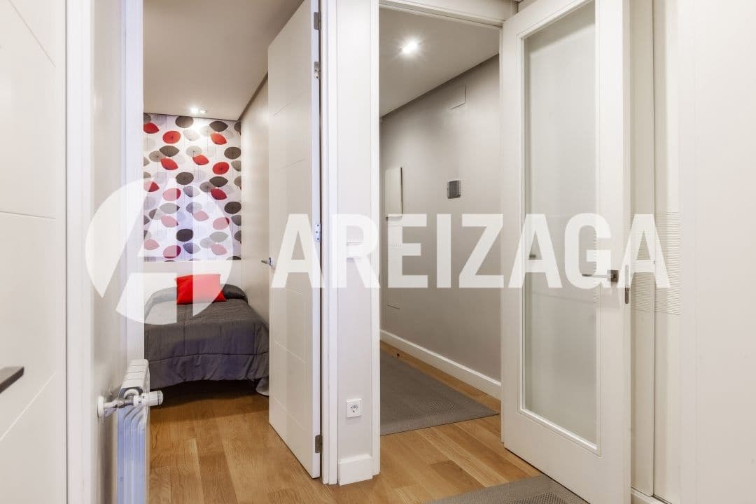 2 soverom Leilighet til salgs i Donostia-San Sebastian - € 890 000 (Ref: 9104104)