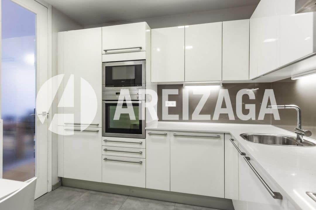 2 soverom Leilighet til salgs i Donostia-San Sebastian - € 890 000 (Ref: 9104104)