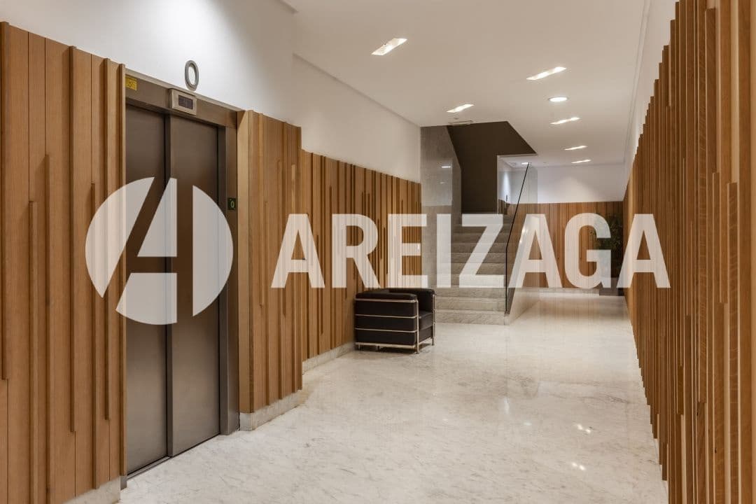 2 soverom Leilighet til salgs i Donostia-San Sebastian - € 890 000 (Ref: 9104104)