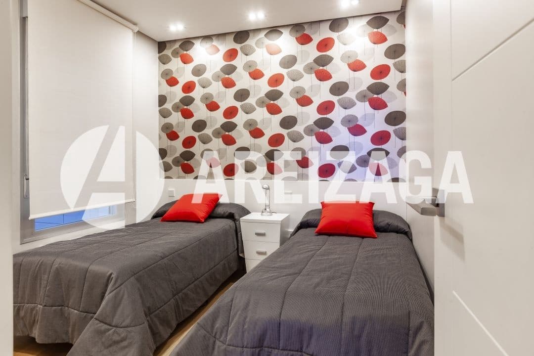 2 soverom Leilighet til salgs i Donostia-San Sebastian - € 890 000 (Ref: 9104104)