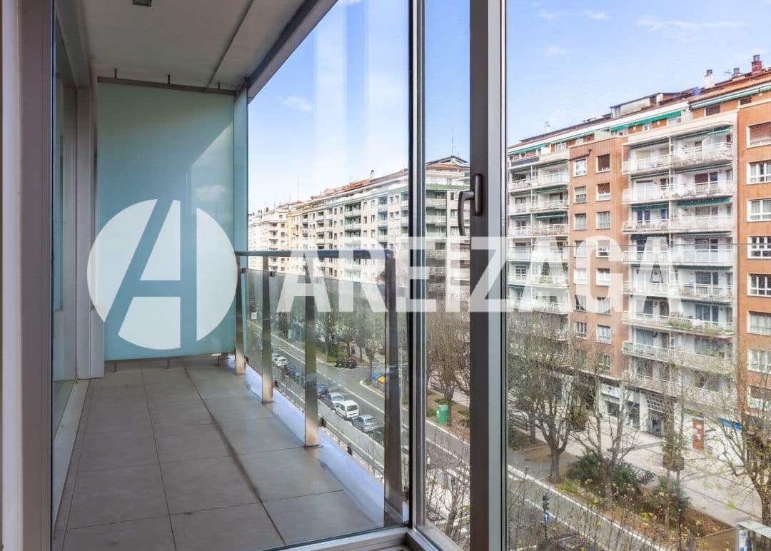 2 soverom Leilighet til salgs i Donostia-San Sebastian - € 890 000 (Ref: 9104104)