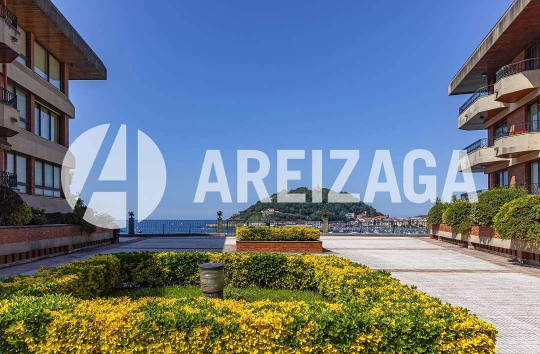 3 soveværelse Lejlighed til salg i Donostia-San Sebastian med swimmingpool - € 3.400.000 (Ref: 9105828)