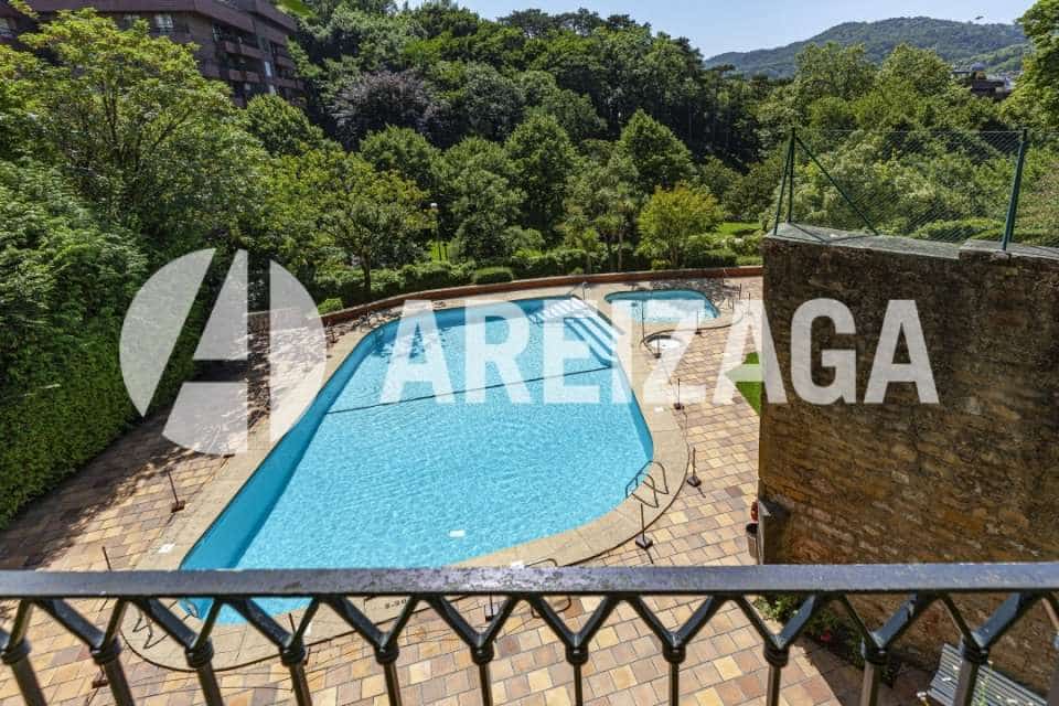 3 soveværelse Lejlighed til salg i Donostia-San Sebastian med swimmingpool - € 3.400.000 (Ref: 9105828)