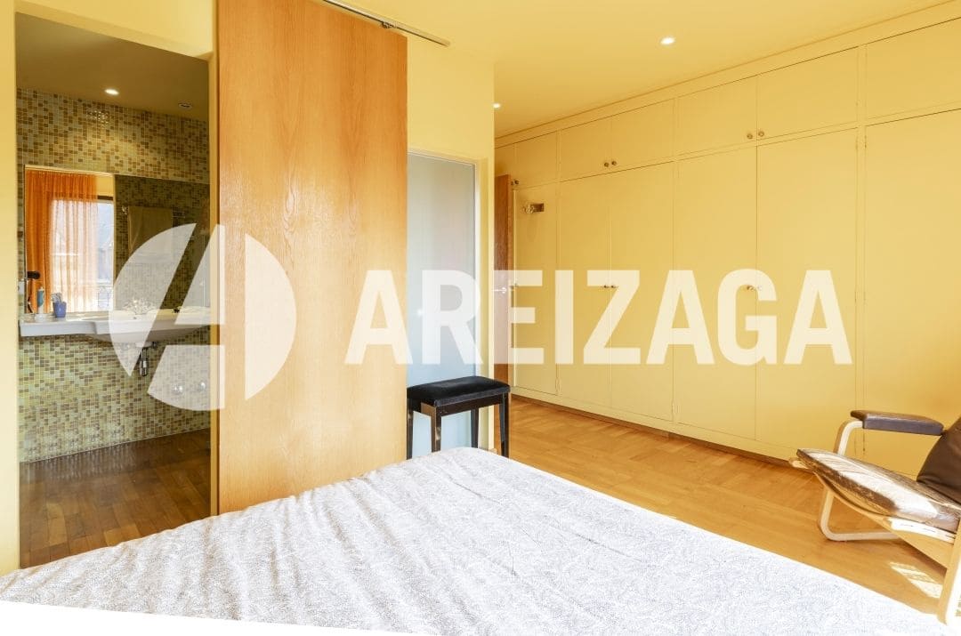 3 soveværelse Lejlighed til salg i Donostia-San Sebastian med swimmingpool - € 3.400.000 (Ref: 9105828)