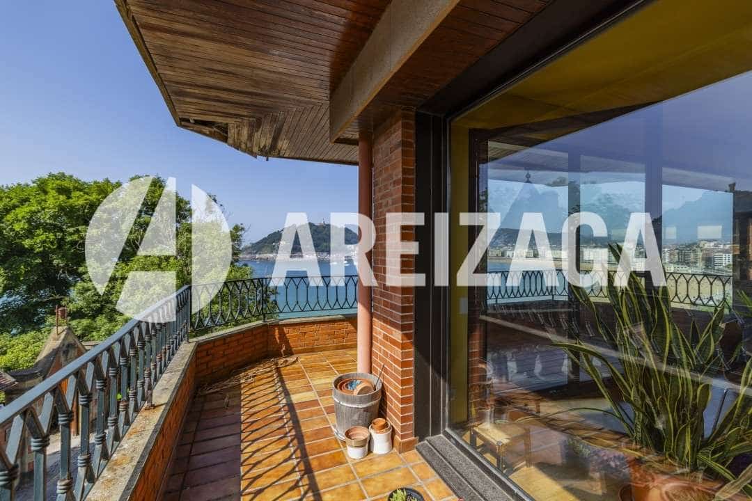 3 soveværelse Lejlighed til salg i Donostia-San Sebastian med swimmingpool - € 3.400.000 (Ref: 9105828)