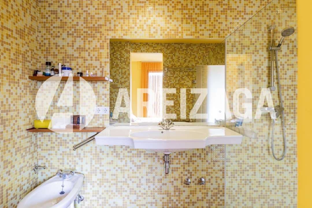 3 soveværelse Lejlighed til salg i Donostia-San Sebastian med swimmingpool - € 3.400.000 (Ref: 9105828)