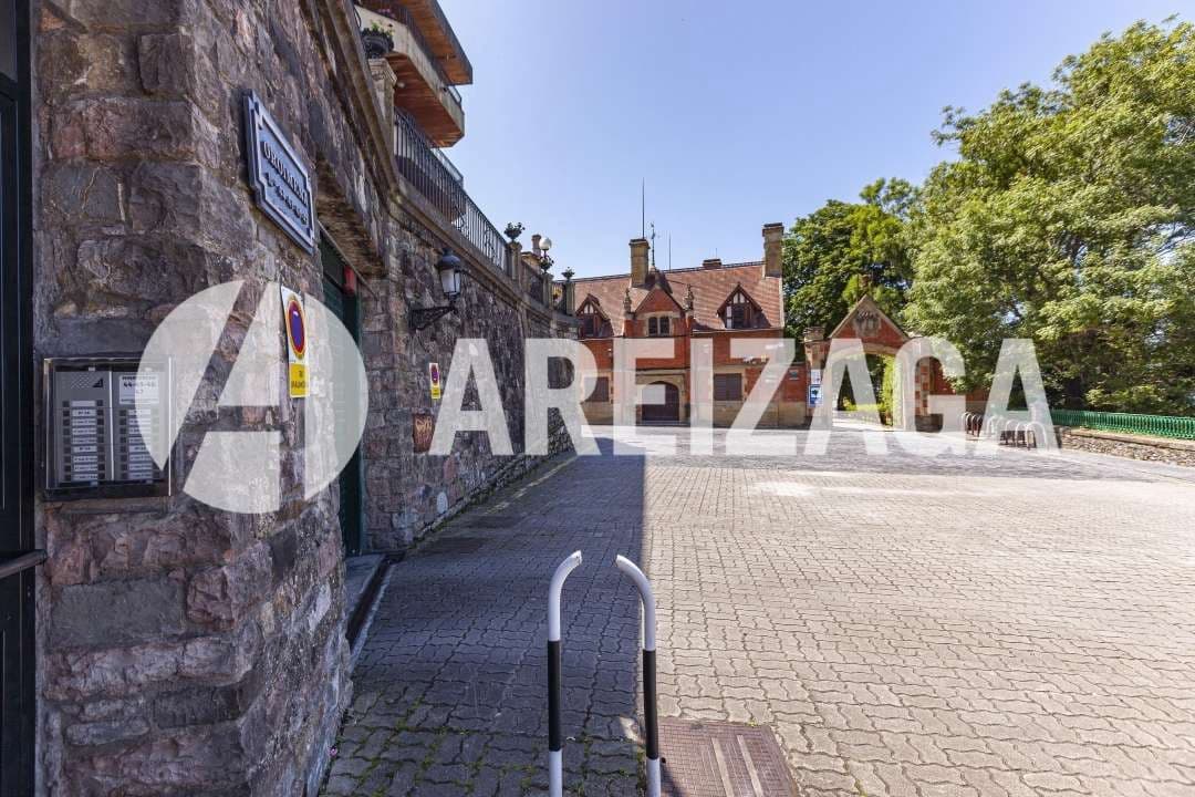 3 soveværelse Lejlighed til salg i Donostia-San Sebastian med swimmingpool - € 3.400.000 (Ref: 9105828)