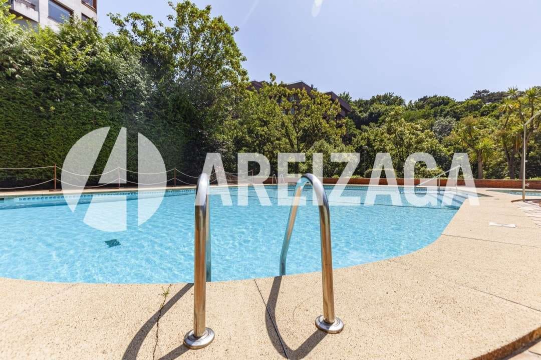 3 soveværelse Lejlighed til salg i Donostia-San Sebastian med swimmingpool - € 3.400.000 (Ref: 9105828)