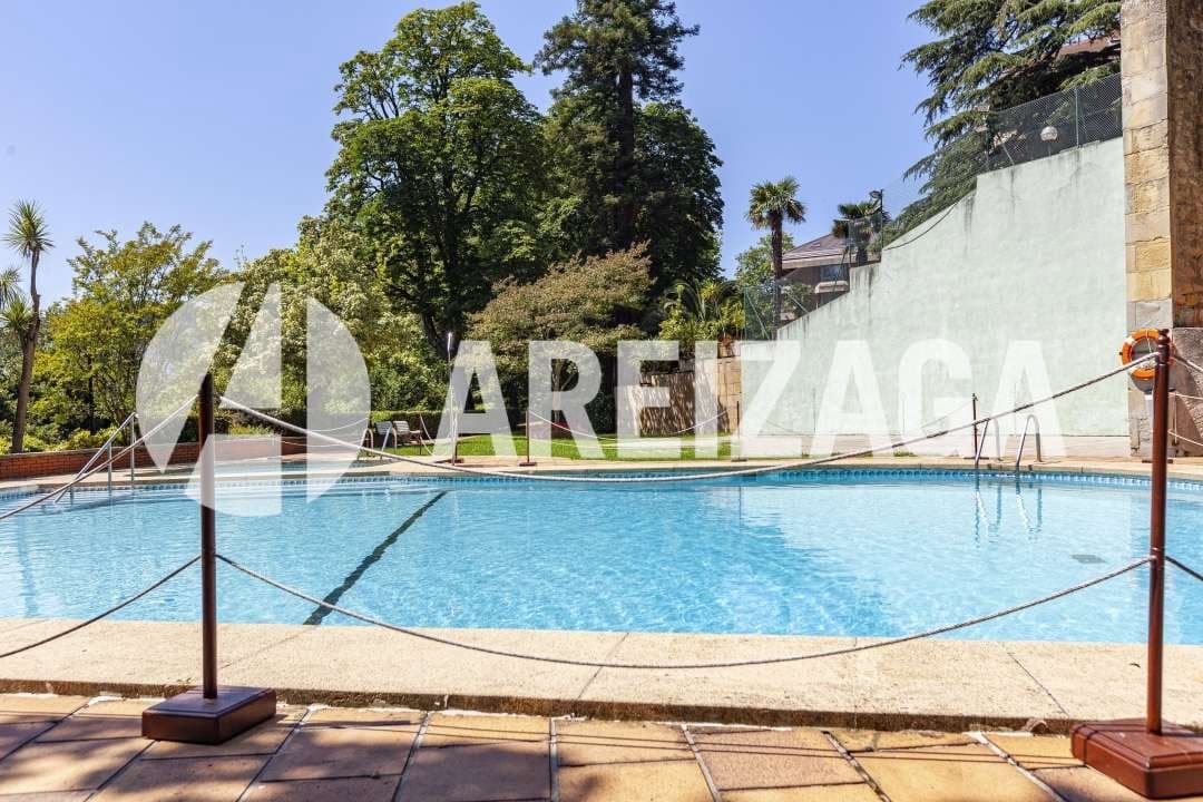 3 soveværelse Lejlighed til salg i Donostia-San Sebastian med swimmingpool - € 3.400.000 (Ref: 9105828)