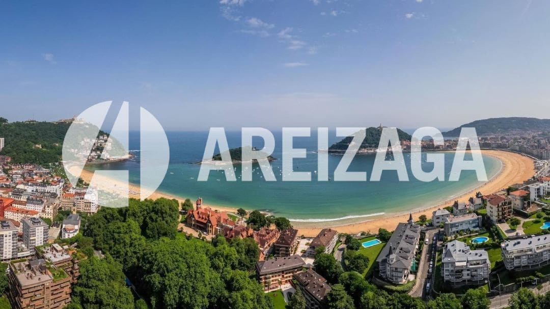 3 soveværelse Lejlighed til salg i Donostia-San Sebastian med swimmingpool - € 3.400.000 (Ref: 9105828)