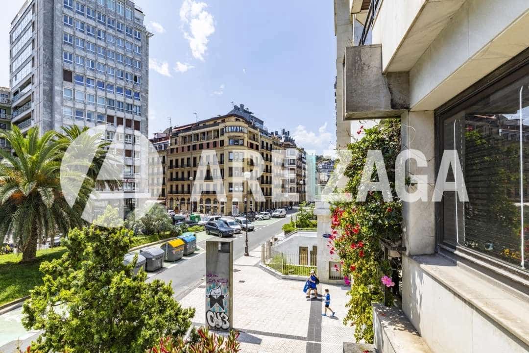 4 soverom Leilighet til salgs i Donostia-San Sebastian - € 3 200 000 (Ref: 9115557)