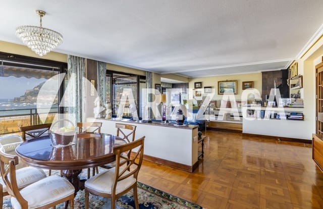 4 sovrum Lägenhet till salu i Donostia-San Sebastián - 3 200 000 € (Ref: 9115557)