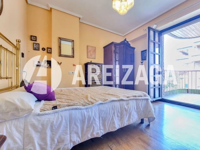 3 sovrum Lägenhet till salu i Donostia-San Sebastián - 595 000 € (Ref: 9127536)