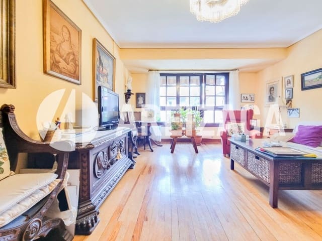 3 soveværelse Lejlighed til salg i Donostia-San Sebastián - € 620.000 (Ref: 9127536)